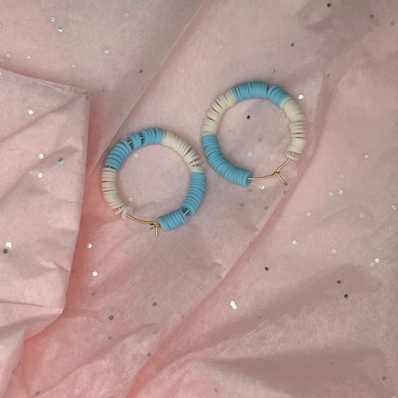 Clay bead hoop earrings, NWOT - Picture 4 of 4